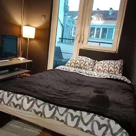 Black Apartment