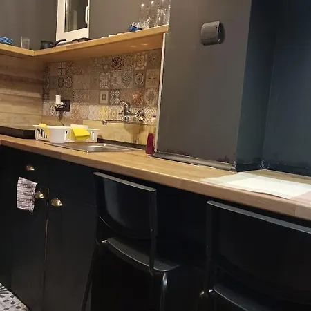 Apartment Black