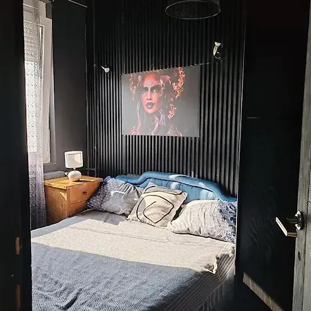 Black Apartment *