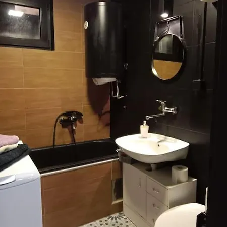 Apartment Black *
